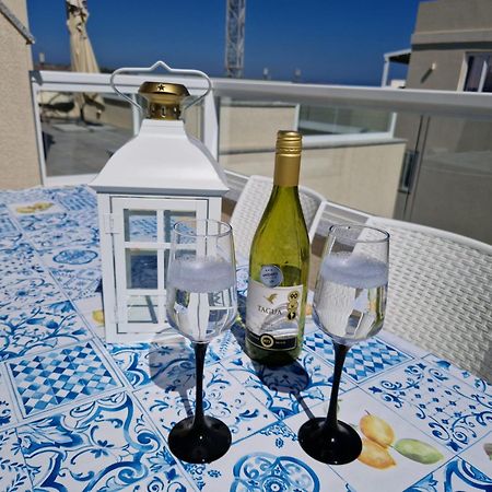 Sea View New Penthouse Terrace & Garage Parking Lejlighed San Pawl il-Baħar Eksteriør billede