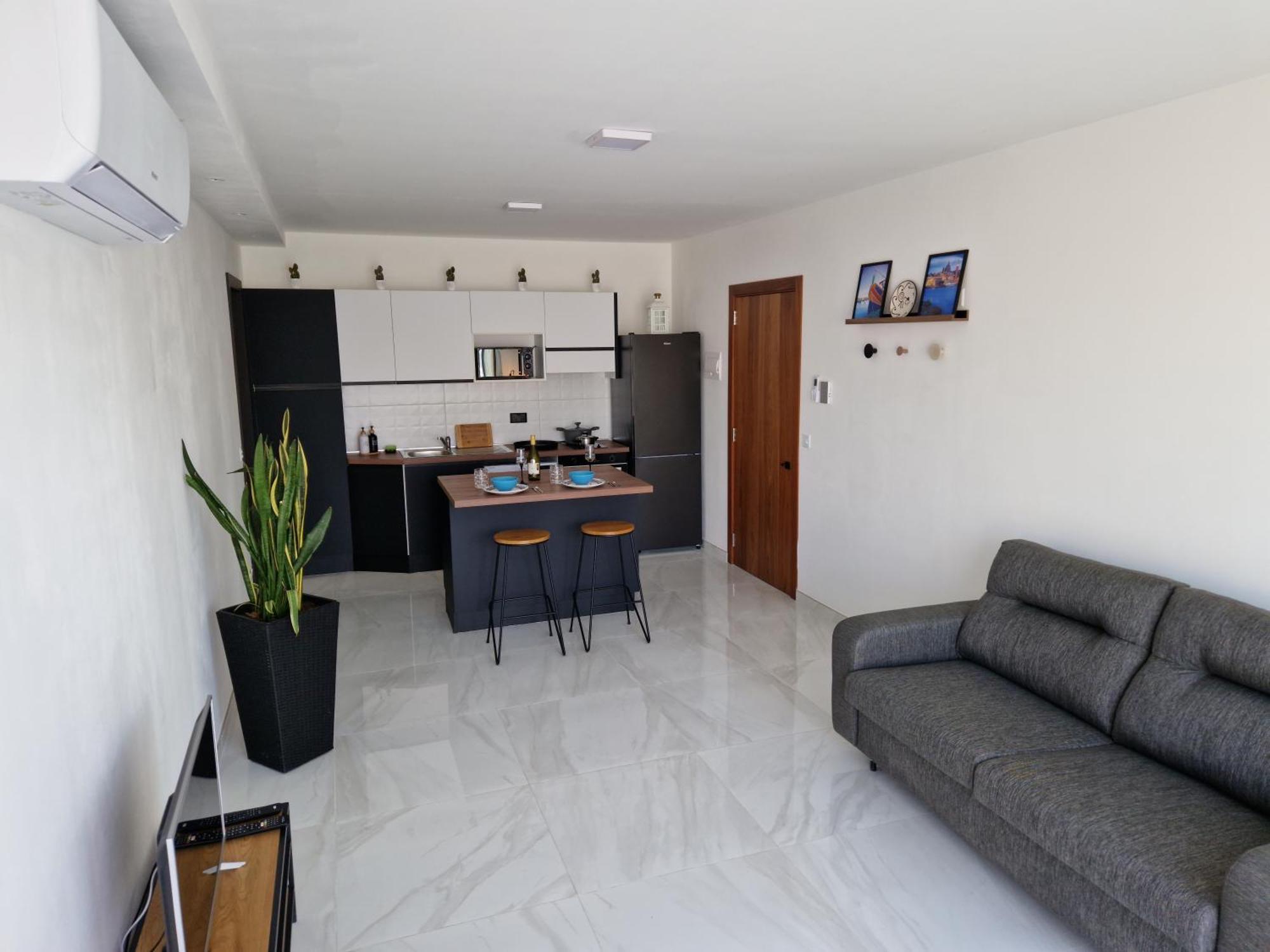 Sea View New Penthouse Terrace & Garage Parking Lejlighed San Pawl il-Baħar Eksteriør billede