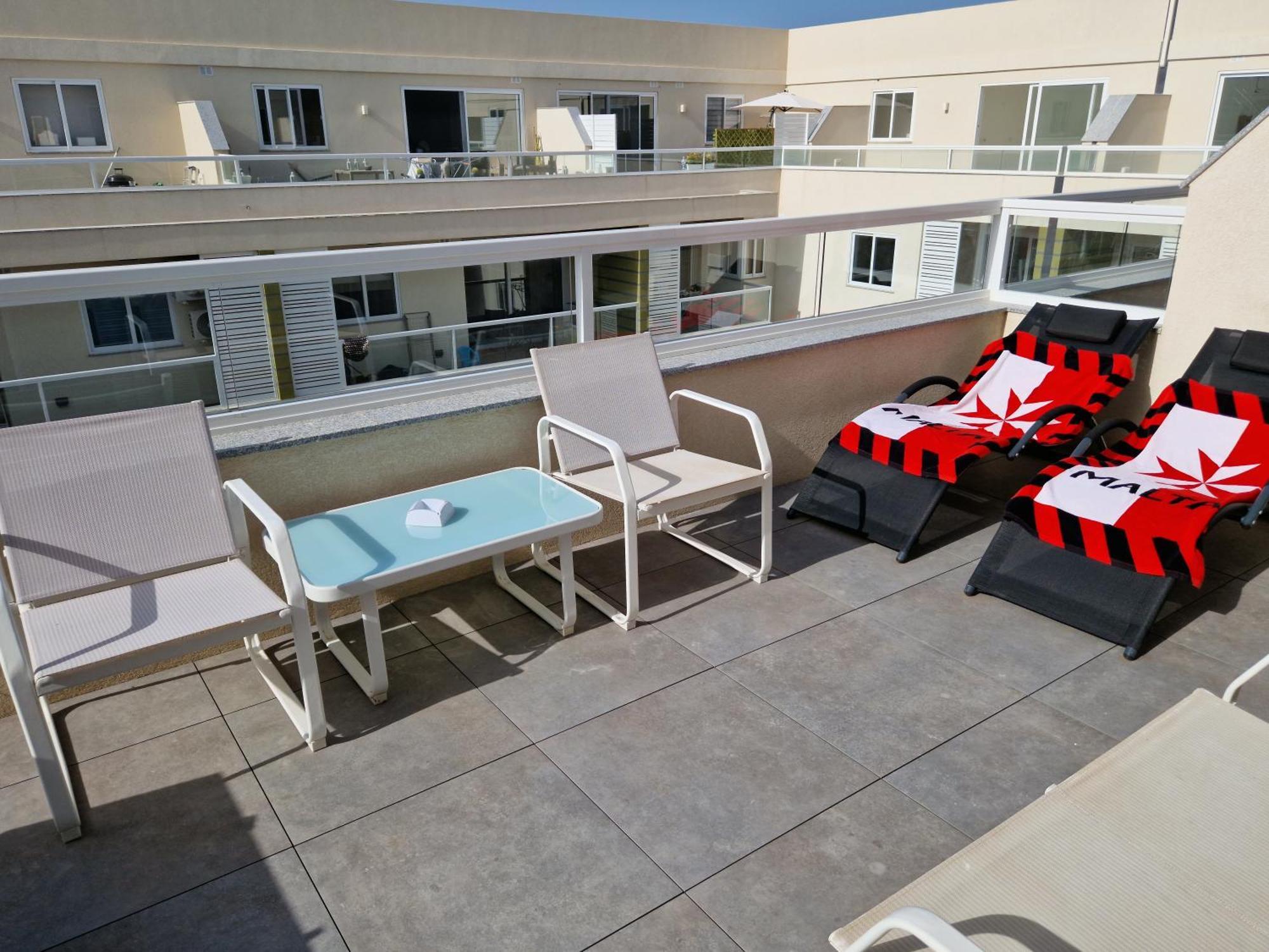 Sea View New Penthouse Terrace & Garage Parking Lejlighed San Pawl il-Baħar Eksteriør billede