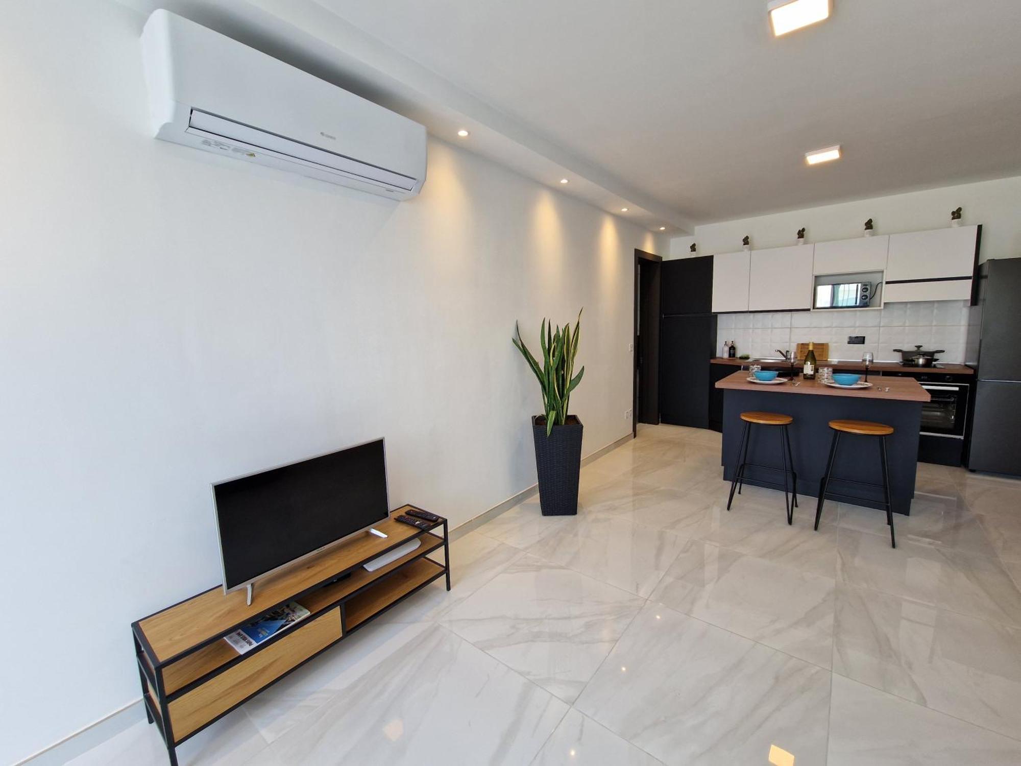 Sea View New Penthouse Terrace & Garage Parking Lejlighed San Pawl il-Baħar Eksteriør billede